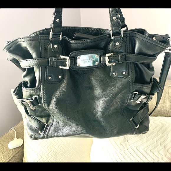 Michael Kors Large Tote - Picture 8 of 10